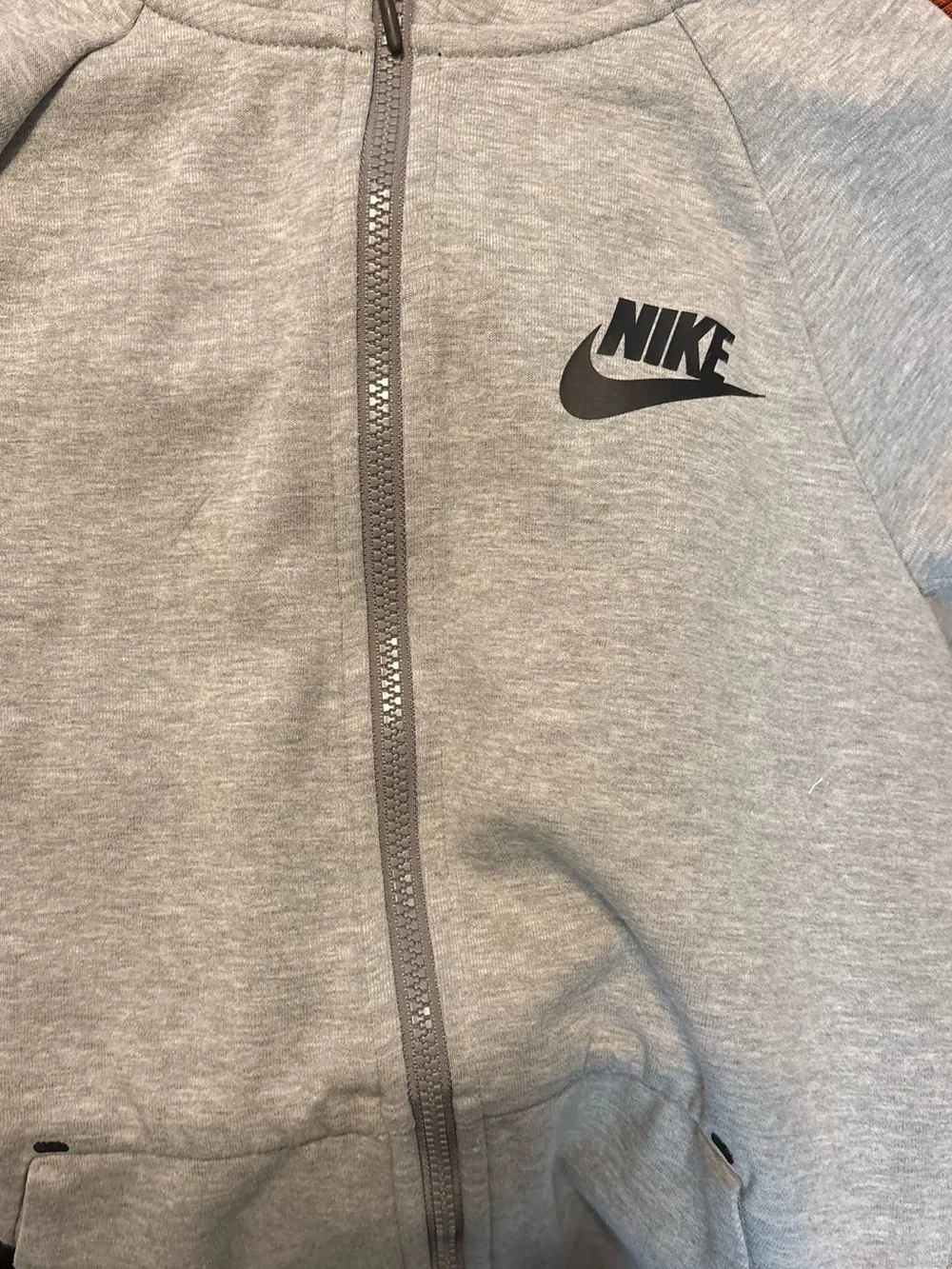 Nike Tech Gray Hoodie Boys youth M